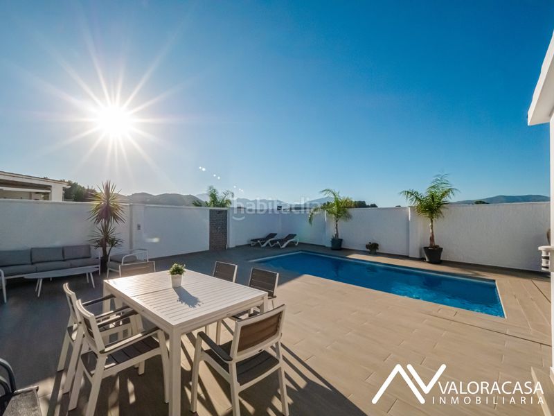Foto a2cbece1-3e7d-4777-9131-42b76d211046. Chalet mit parking pool in Pizarra