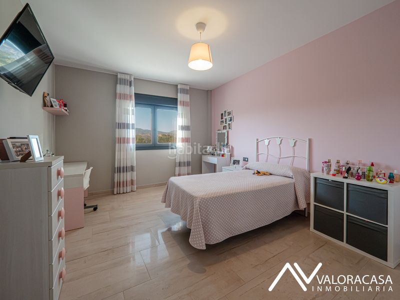Foto d369d339-0909-4ea8-bdca-d726745ba825. Chalet mit parking pool in Pizarra