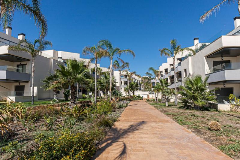 Foto b74cbbd6-0dcd-4526-ae06-40df5072744a. Piso casa en venta 2 habitaciones 2 baños. en Almayate Bajo