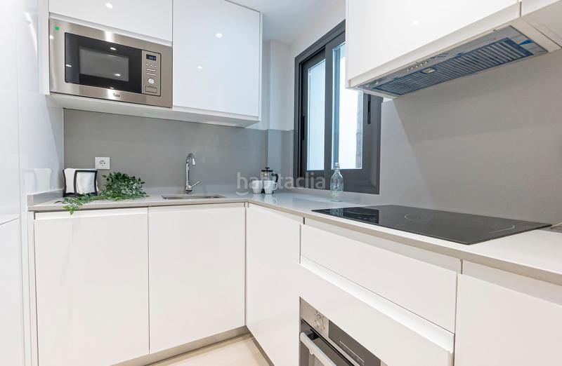 Foto cb82aab1-6e30-4b52-bfbd-c9dc13a280b5. Piso casa en venta 2 habitaciones 2 baños. en Almayate Bajo