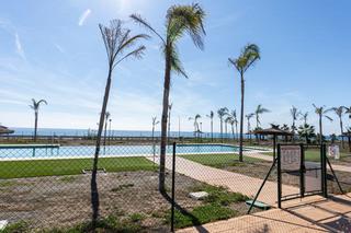 Piso en Almayate Bajo. Casa en venta 2 habitaciones 2 baos.