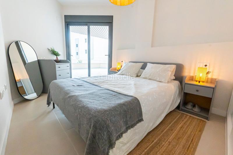 Foto 26c0b963-3f5e-43d0-84e7-26bc23473564. Piso casa en venta 2 habitaciones 2 baños. en Almayate Bajo