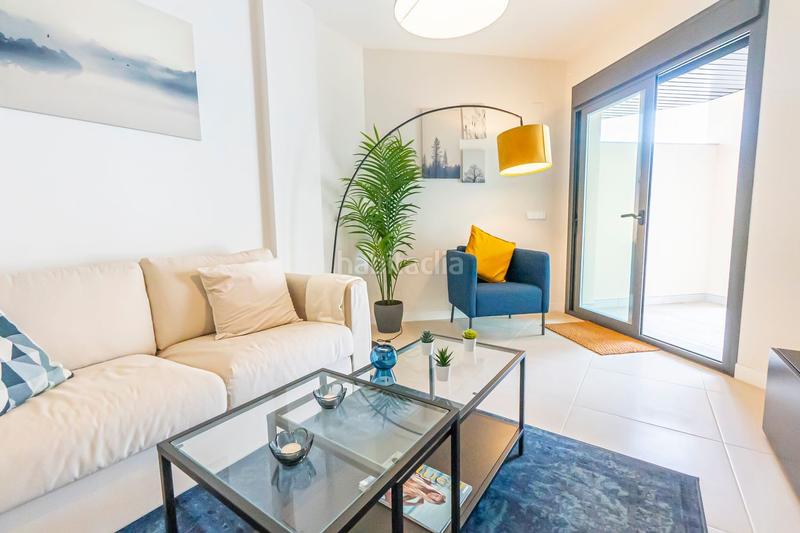 Foto 3d6a3b77-70b3-4818-a18b-0426a075a262. Piso casa en venta 2 habitaciones 2 baños. en Almayate Bajo