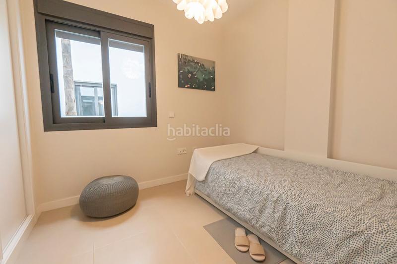 Foto a87baa91-5e44-4fcd-b6d1-ed5fb4c8698a. Piso casa en venta 2 habitaciones 2 baños. en Almayate Bajo