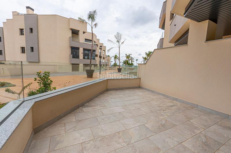 Foto bc17875b-edce-4840-acf9-4feb834dee2a. Piso casa en venta 2 habitaciones 2 baños. en Almayate Bajo