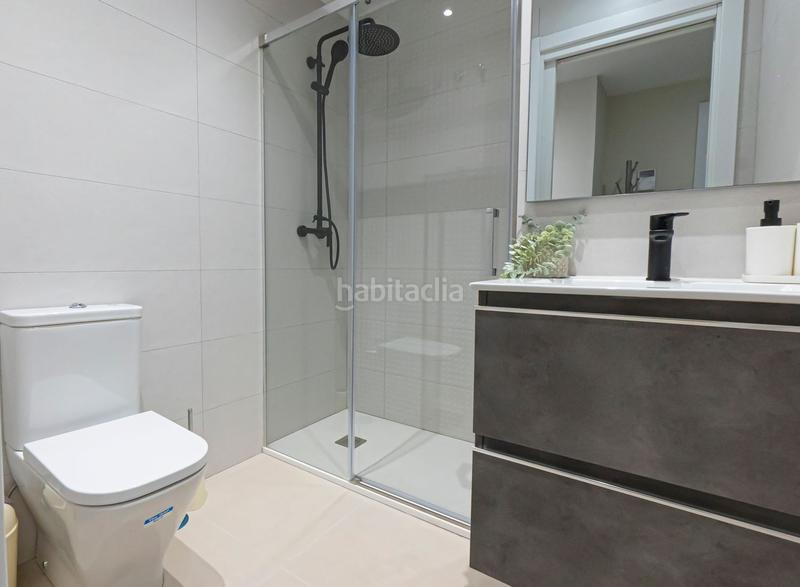 Foto e1e54157-d0cd-4786-9c50-2e3ad5c55c72. Piso casa en venta 2 habitaciones 2 baños. en Almayate Bajo