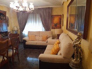 Piso en San Ildefonso - Catedral. Casa en venta 4 habitaciones 2 baños.