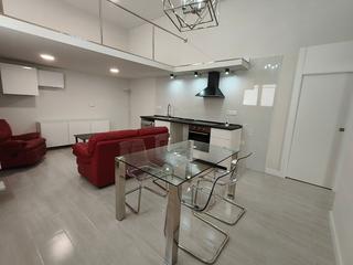Pis a Carranque - Haza Cuevas. Casa en venta 2 habitaciones 2 baños.