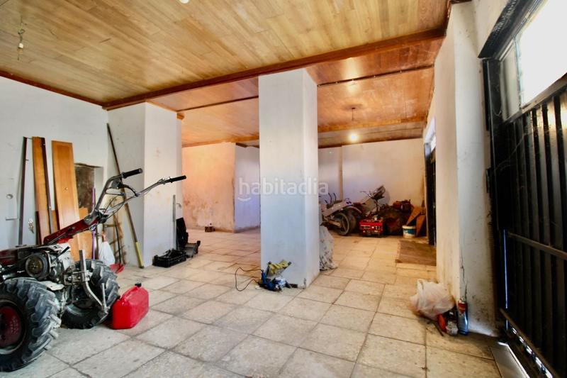 Foto 9b2af135-80a2-4afb-bb36-0f4f9f1feadb. Chalet  en venta 3 habitaciones 2 baños. en Gabias (Las)