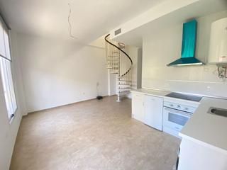 Pis a La Trinidad. Casa en venta 2 habitaciones 2 baños.