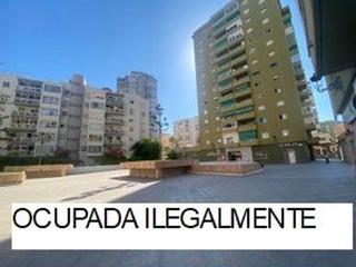 Pis a Ayuntamiento. Casa en venta 3 habitaciones 1 baños.