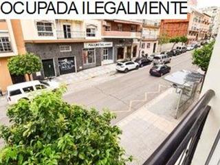 Pis a El Molinillo - Capuchinos. Casa en venta 2 habitaciones 1 baños.