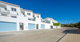Xalet a Almayate Bajo. Chalet en venta 3 habitaciones 2 baños.