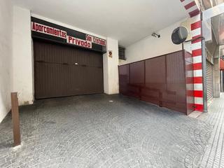 Lloguer Aparcament cotxe a Ensanche Centro - Puerto. Garaje en alquiler