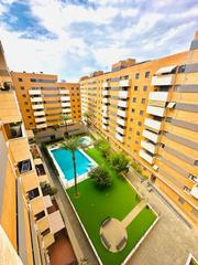 Pis a Parque Ayala - Jardín de la Abadía - Huelín. Casa en venta 3 habitaciones 2 baños.