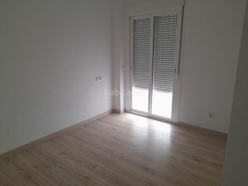 Foto 8da5a33f-790f-4a87-9d26-f9da389cd87a. Appartamento con parcheggio in Parque Victoria Eugenia Málaga