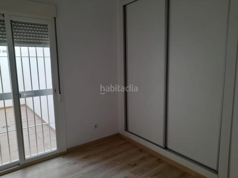 Foto cd71f388-27c0-4201-805c-087297e459a5. Appartamento con parcheggio in Parque Victoria Eugenia Málaga