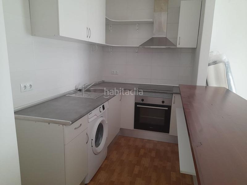 Foto dad1b106-fa47-4a85-be3c-f4fefc2f6dd9. Appartamento con parcheggio in Parque Victoria Eugenia Málaga