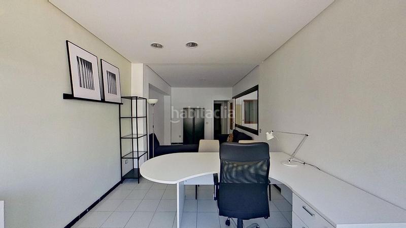 Foto ca89a6b0-1eb8-4864-8e3f-b49917ca6452. Ufficio in Distrito Zeta - Recinto Ferial Cortijo de Torres Málaga