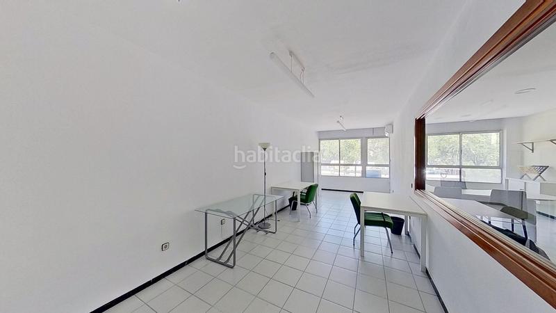 Foto effa4586-87a7-46bf-a5ae-16950ca35c57. Ufficio in Distrito Zeta - Recinto Ferial Cortijo de Torres Málaga