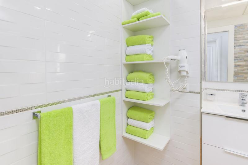 Foto 98a3dceb-f8fe-444f-8c50-f2232623c101. Appartamento in Parque Ayala - Jardín de la Abadía - Huelín Málaga