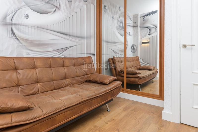 Foto dbe7e7f5-a917-4590-866c-add39b6f2319. Appartamento in Parque Ayala - Jardín de la Abadía - Huelín Málaga