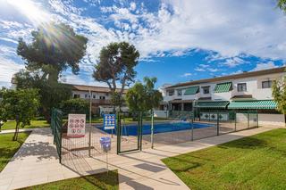 Xalet en Benajarafe. Chalet en venta 4 habitaciones 2 baos.