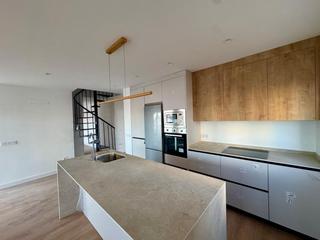 Dúplex a Montemar. Casa en venta 3 habitaciones 3 baños.