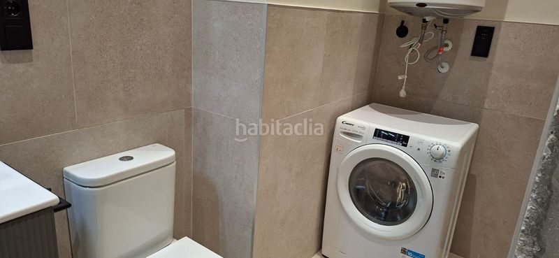 Foto 23105cf5-aefd-469f-a83d-8d2e7cde6945. Estudi a El Ejido Málaga