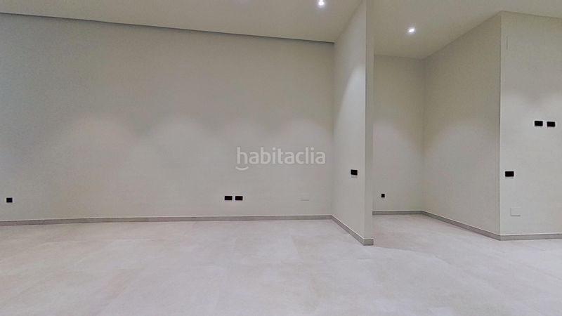 Foto 0a51dfe2-b244-4eeb-a9dc-003204a3a473. Estudi a El Ejido Málaga