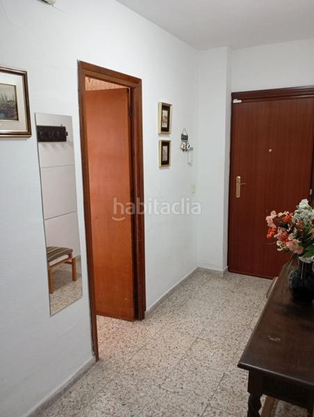 Foto 10e868fc-26e2-44e2-9f82-d7885c6c1bad. Piso casa en venta 4 habitaciones 2 baños. en La Trinidad Málaga