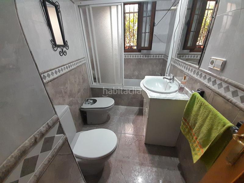 Foto 1a9cb264-211b-4acb-868a-64b0719453cc. Chalet mit parking in Ctra. Circunvalación - La Magdalena Jaén