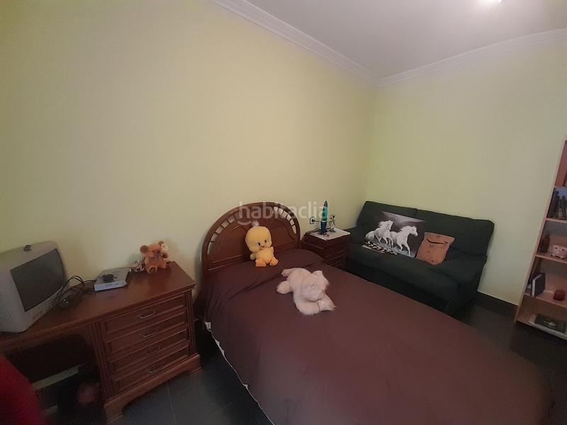 Foto 21518aaf-e9a1-4c3d-be42-89028f727a13. Chalet mit parking in Ctra. Circunvalación - La Magdalena Jaén