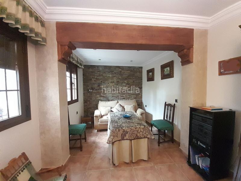 Foto d45c6e11-279b-4c8b-ae1a-82696fa6a7a4. Chalet mit parking in Ctra. Circunvalación - La Magdalena Jaén