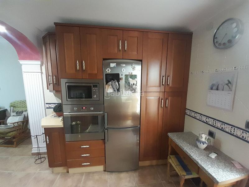 Foto f649574e-56c9-4b49-8a1d-99b13a660f03. Chalet mit parking in Ctra. Circunvalación - La Magdalena Jaén