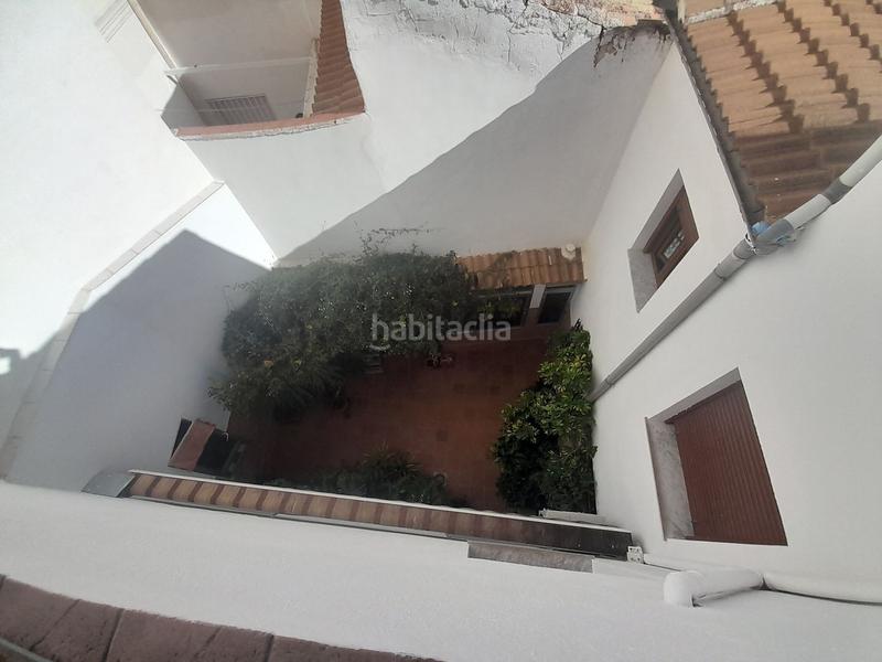 Foto fefe35d8-62e2-427c-a3ad-0eafbf44d3a7. Chalet mit parking in Ctra. Circunvalación - La Magdalena Jaén