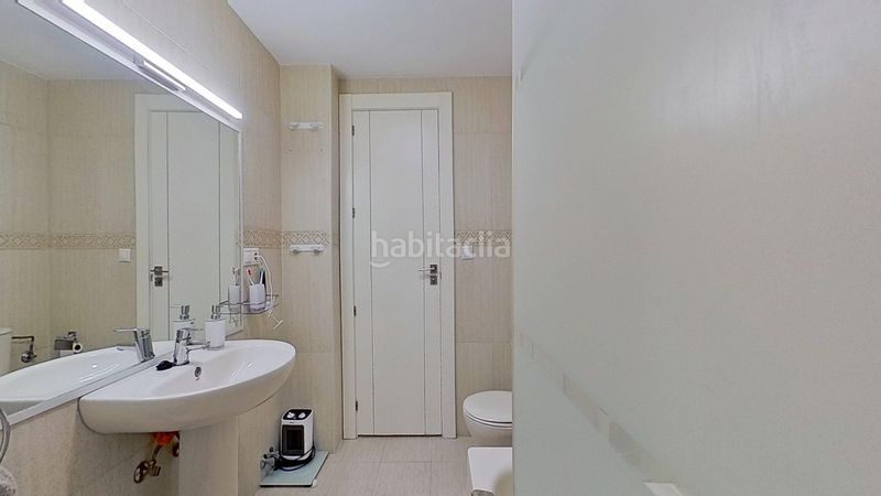 Foto c9a8db80-efb6-4b3f-a954-1e896e6d5dd0. Pis a Parque Ayala - Jardín de la Abadía - Huelín Málaga