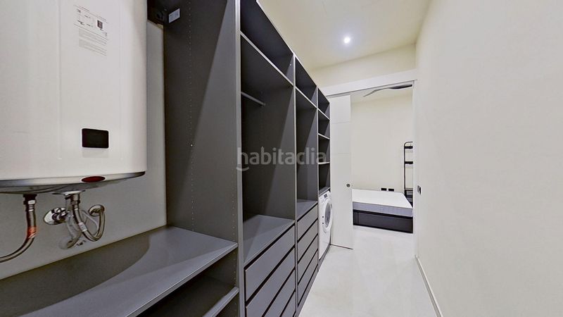 Foto 1ff3a32d-4302-4f87-bee2-2ed129fa4646. Edificio in La Trinidad Málaga