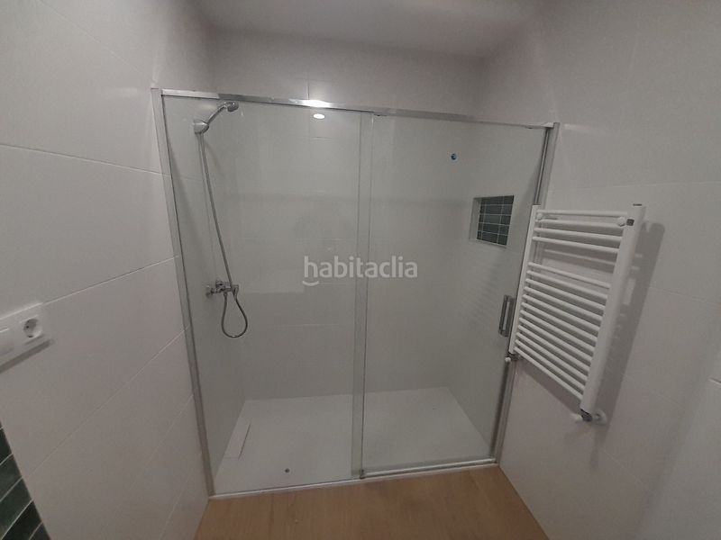 Foto bce0e910-37fc-4d02-80c6-509bd15d3d8b. Pis a Avda de Madrid - Pº de la Estación Jaén