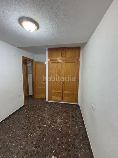 Foto fa833eff-4a2c-473a-b9ce-09cf6687c2f9. Pis amb calefacció aparcament a Las Tres Cruces Armilla