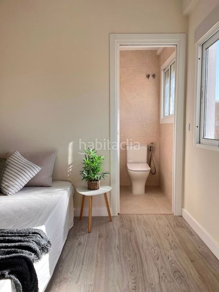 Foto 0e8c4f53-a78d-46d8-bc45-9bd743ab9d5c. Piso en Suárez Málaga