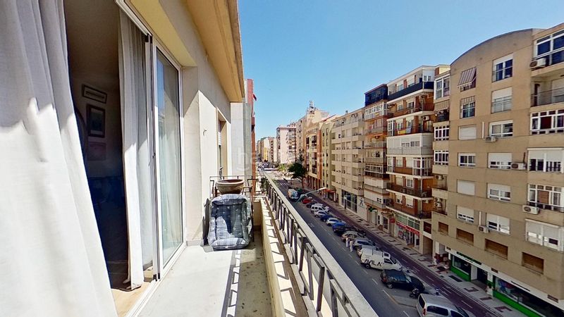 Foto fb8ec14e-70a0-4b99-b66f-28b2afb64813. Pis a La Luz - El Torcal Málaga
