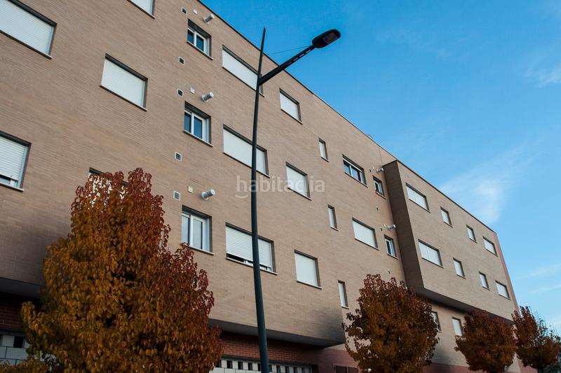 Foto e28155ca-ed30-4a7c-8120-0f5ff596068f. Flat with parking in El Valle Lucena