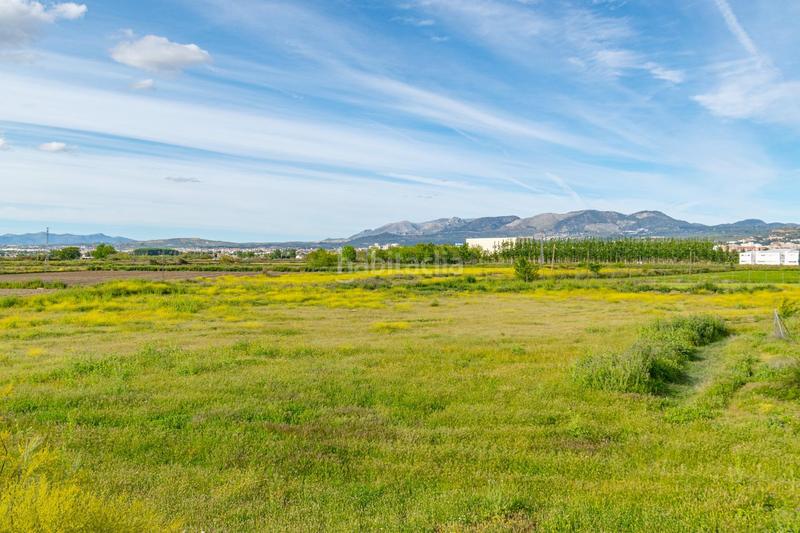Foto c2c893fe-6a92-4dc2-8b52-31681d6fecd3. Terreno residencial finca rústica en Camino de Ronda Granada