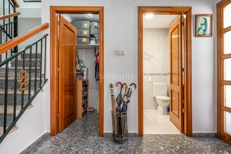 Foto 53e5df97-ca5f-44b6-bdfb-a3a5f92b87d0. Casa magnifica casa en las gabias con patio y terraza en Gabias (Las)