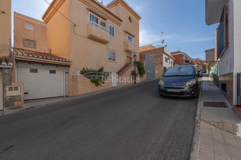Foto a5fcdf7d-74ad-479e-9e42-feeb9b3a89f9. Casa magnifica casa en las gabias con patio y terraza en Gabias (Las)