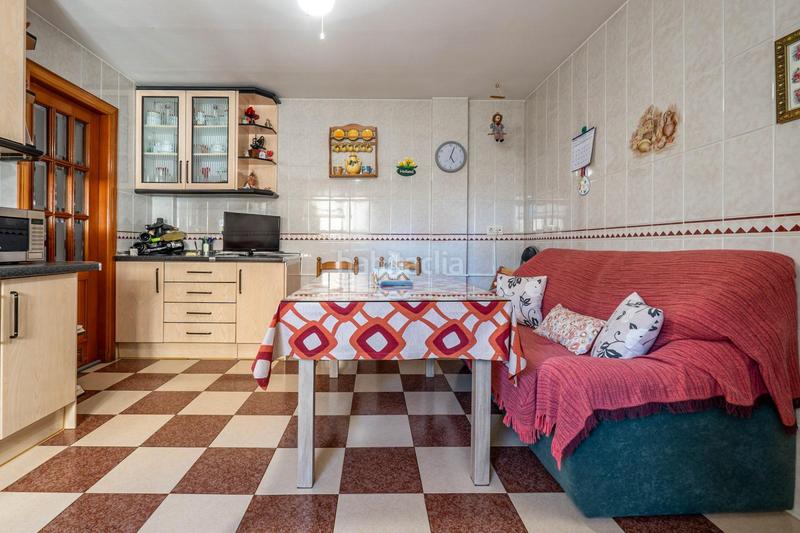 Foto d310bc12-201d-4fc5-9787-41663c4a6a99. Casa magnifica casa en las gabias con patio y terraza en Gabias (Las)