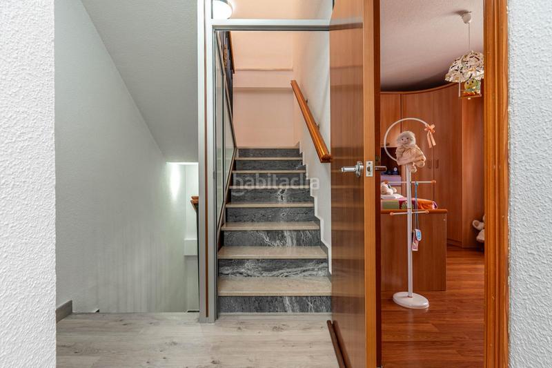Foto f6bd0a30-bdb0-408b-a98e-a23de208b2ab. Casa magnifica casa en las gabias con patio y terraza en Gabias (Las)