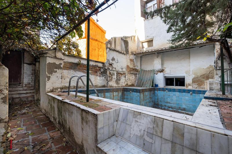 Foto b2e726b7-2e15-4be8-a10d-325d0260d1dd. Chalet casa en pleno centro de alhendin en Ayuntamiento Alhendín