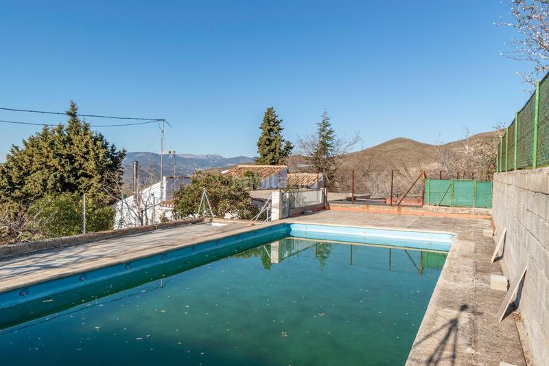 Foto 10844d28-cafb-4b8e-b690-c7aba9bfb57a. Masía cortijo con piscina en Monachil pueblo Monachil